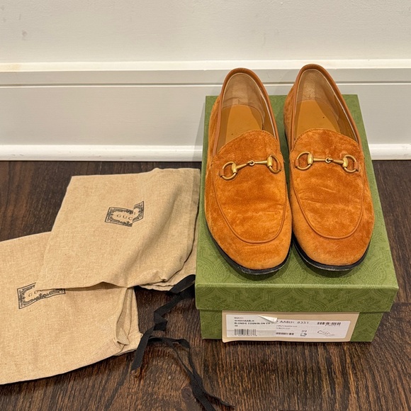 Gucci women’s Orange Suede Loafers - Picture 1 of 9